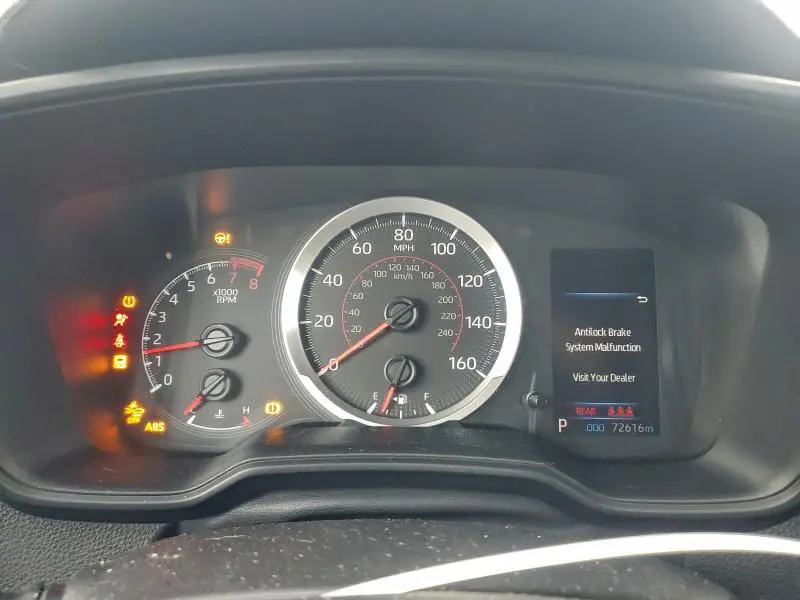 2021 TOYOTA COROLLA SE  