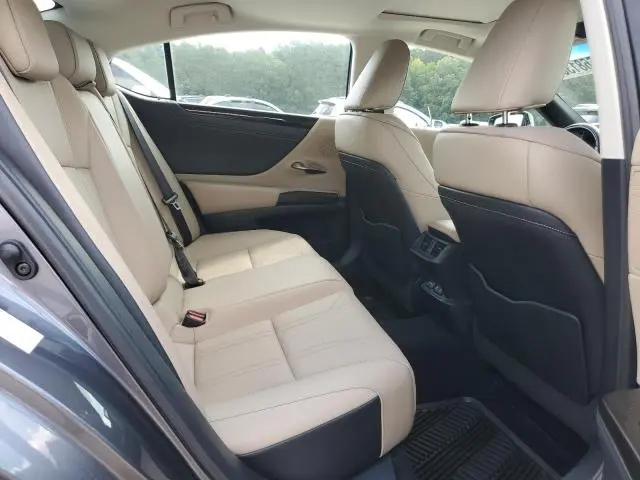2019 LEXUS ES 350  
