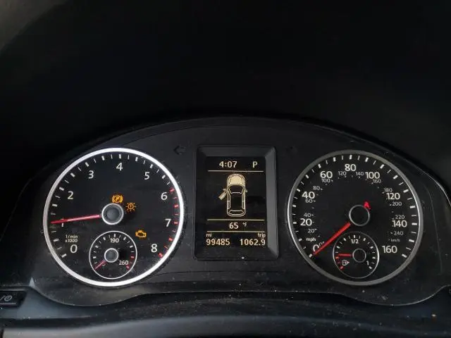 2017 VOLKSWAGEN TIGUAN S  