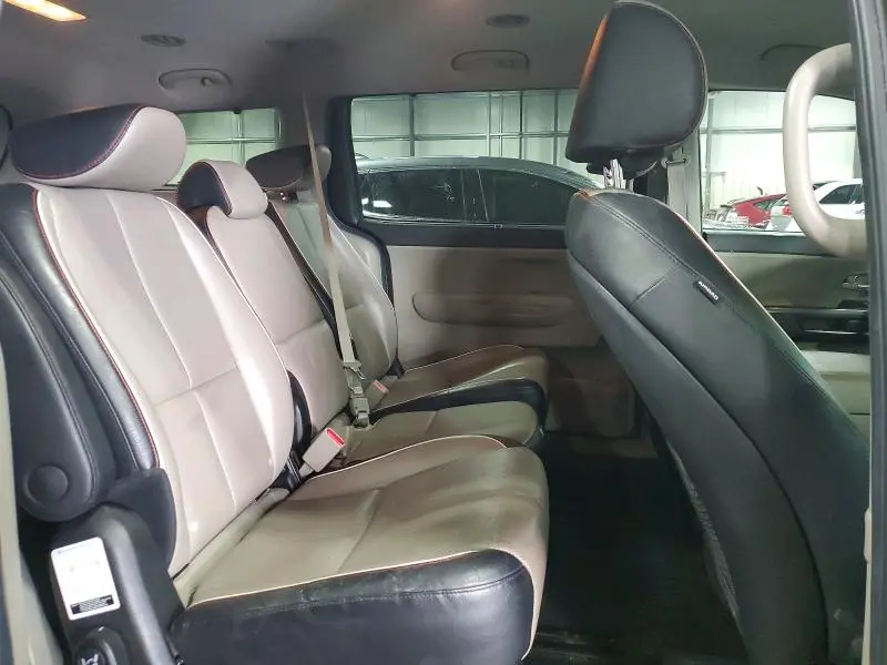 2021 KIA SEDONA EX  