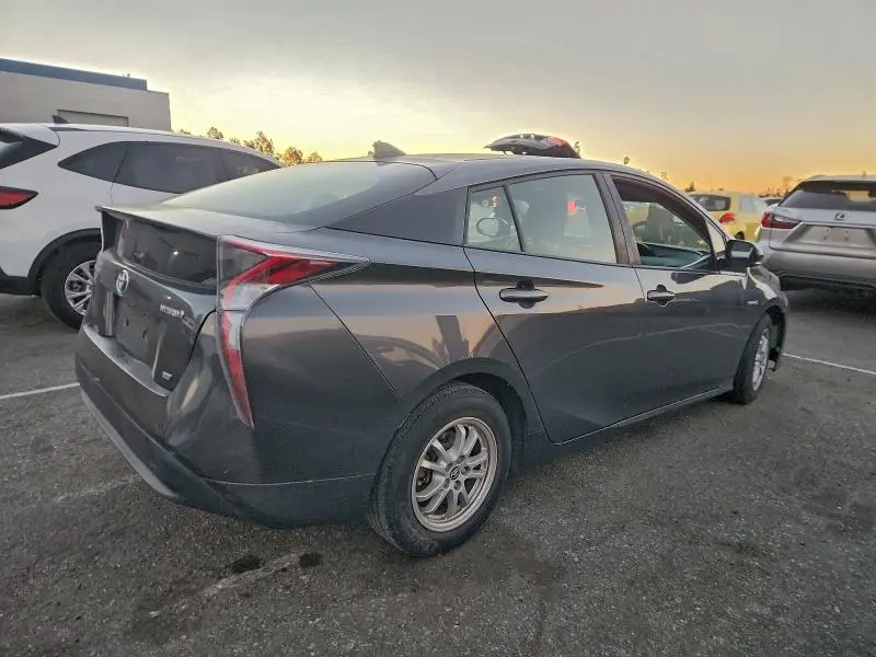 2016 TOYOTA PRIUS   