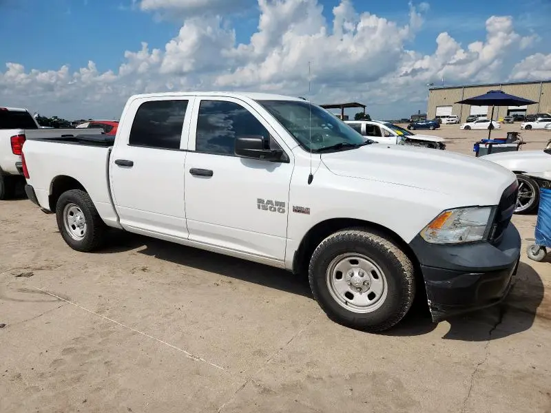 2016 RAM 1500 ST  