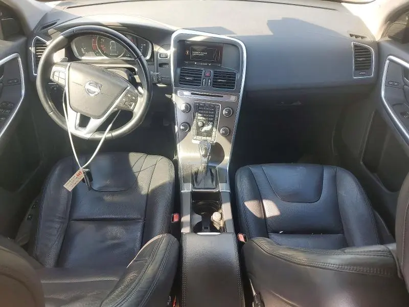 2014 VOLVO XC60 T6  