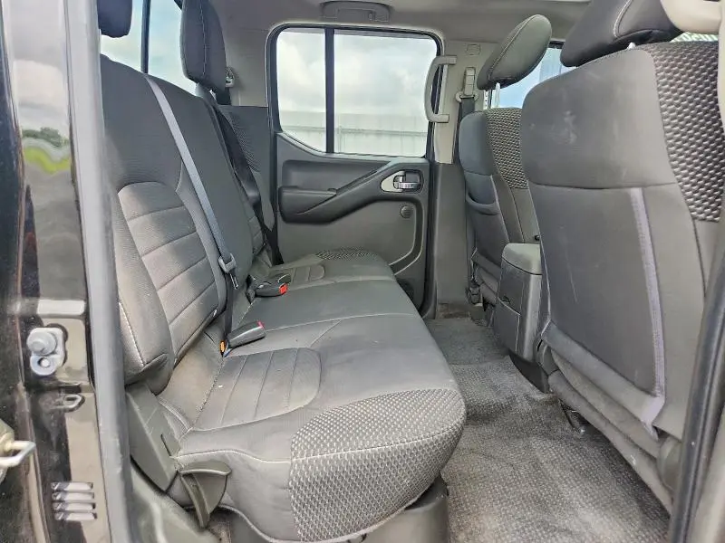 2018 NISSAN FRONTIER S  