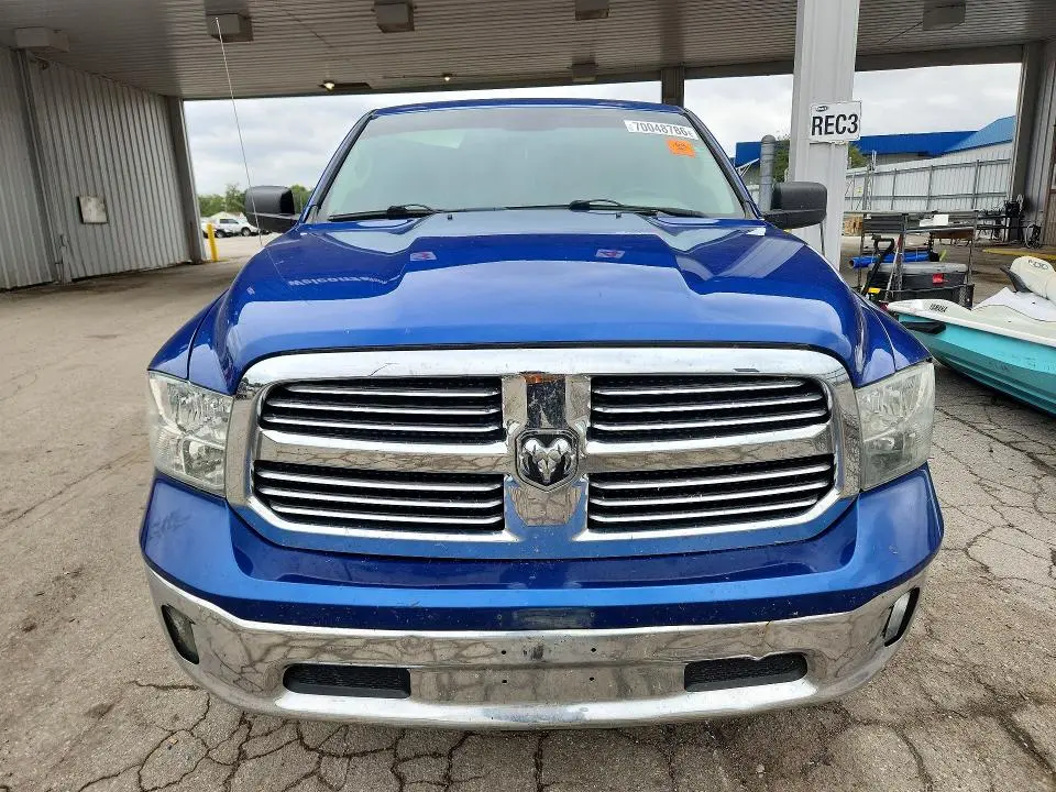 2015 RAM 1500 SLT  