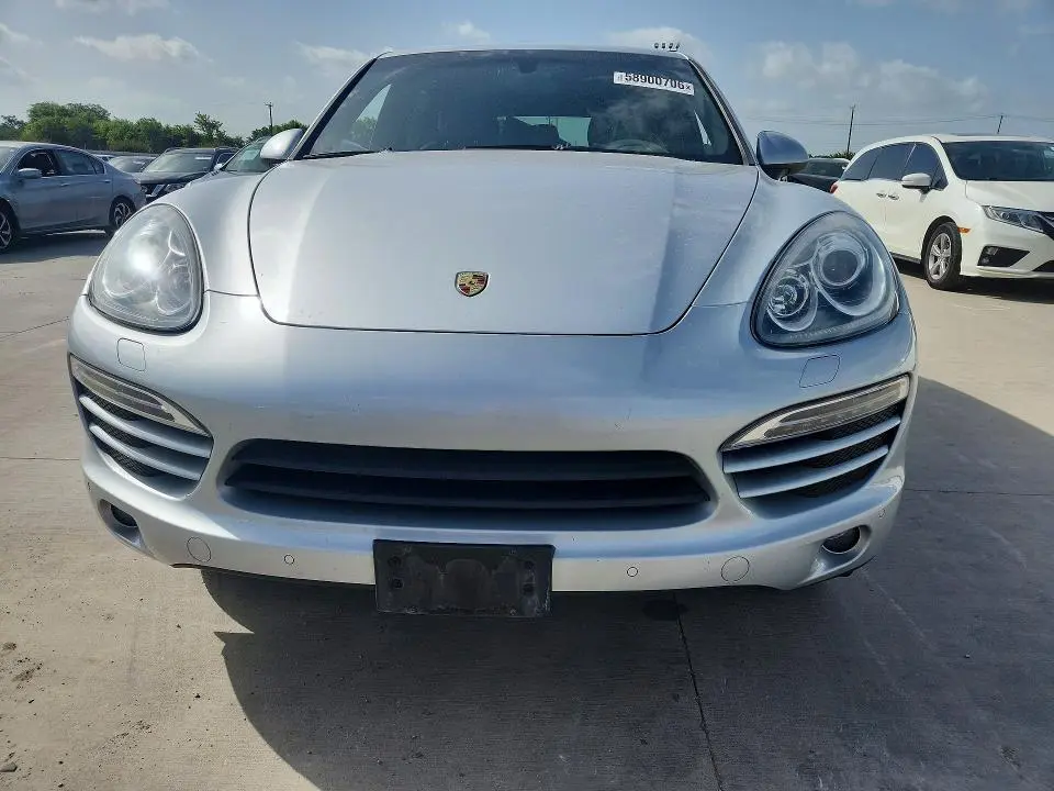 2012 PORSCHE CAYENNE   