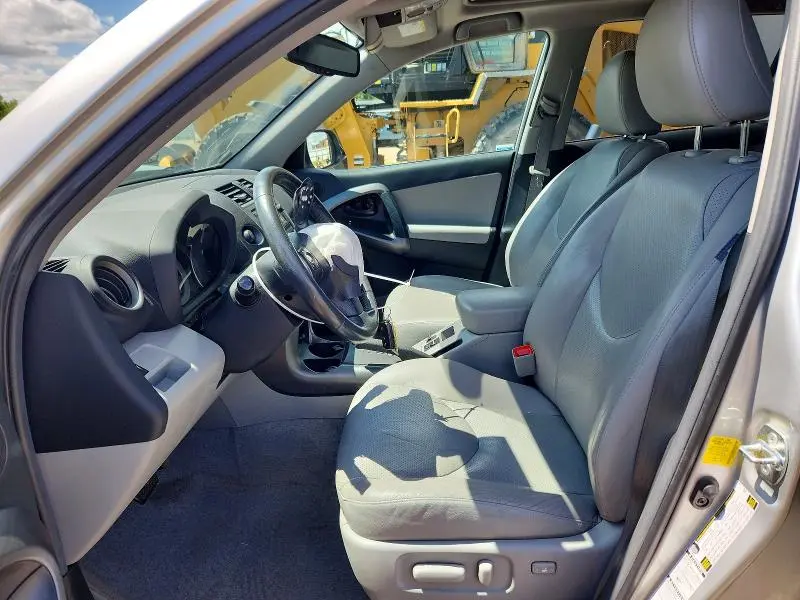 2012 TOYOTA RAV4 LIMITED  