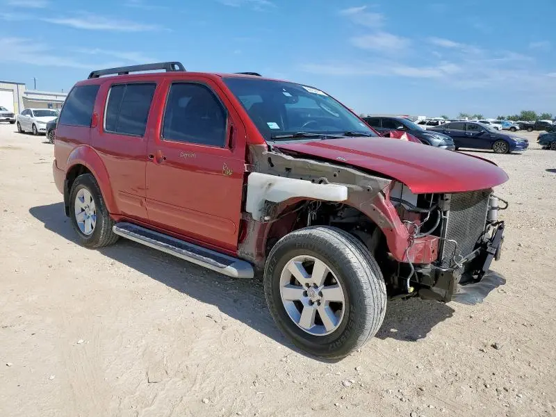 2011 NISSAN PATHFINDER S  