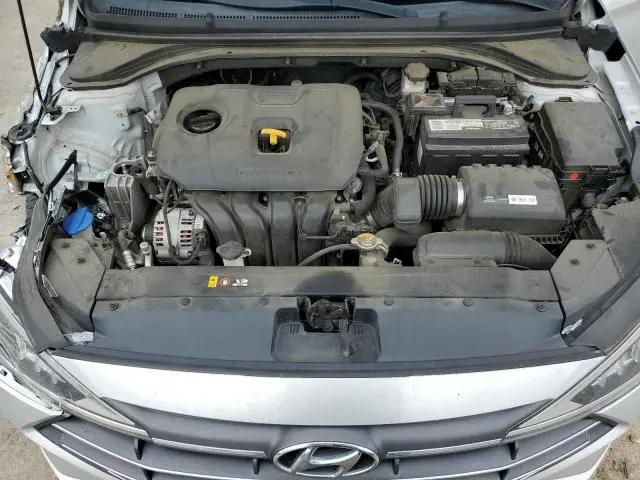 2019 HYUNDAI ELANTRA SE  