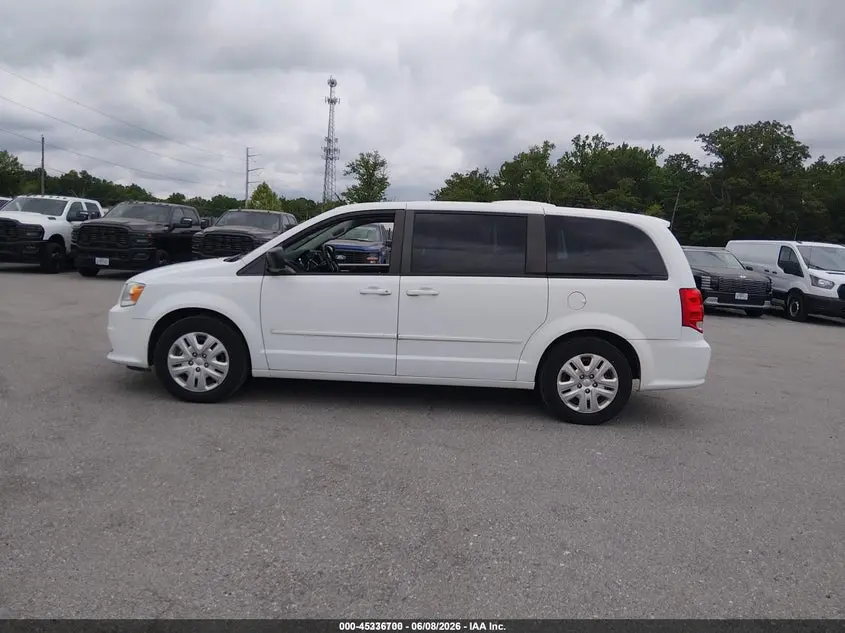 2017 DODGE GRAND CARAVAN SE