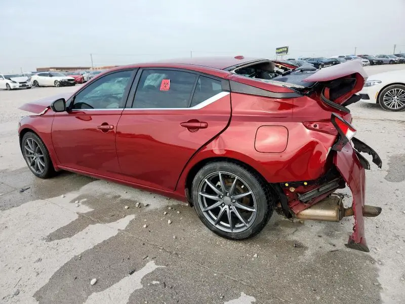 2019 NISSAN ALTIMA SR  