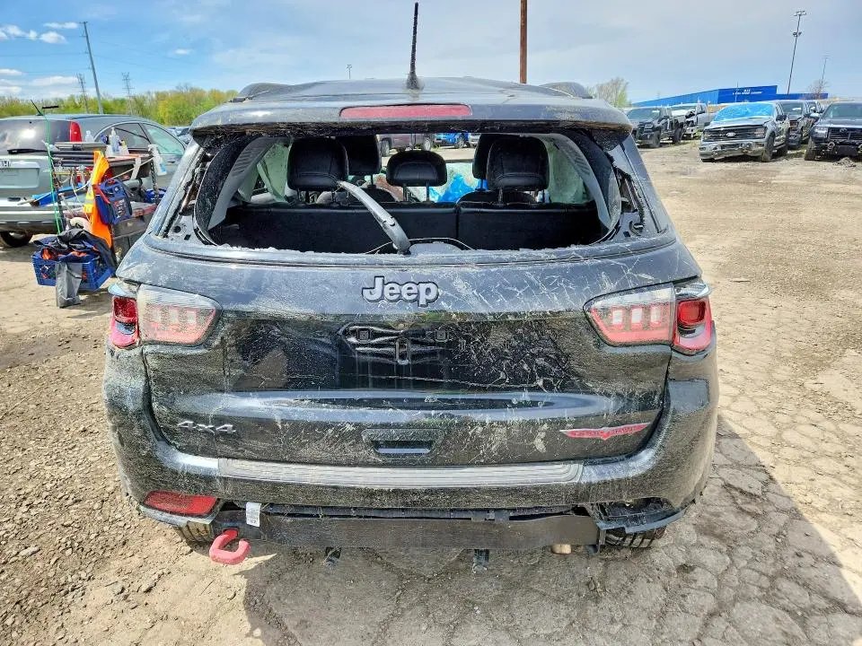 2022 JEEP COMPASS TRAILHAWK  