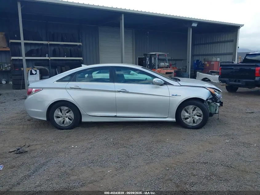 2013 HYUNDAI SONATA HYBRID  