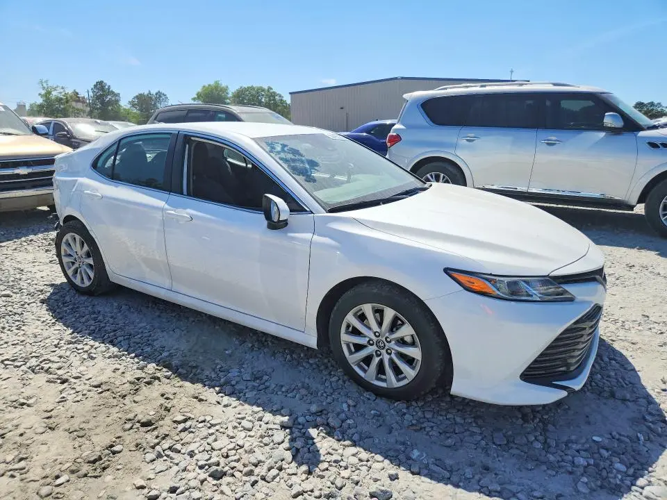 2020 TOYOTA CAMRY LE  