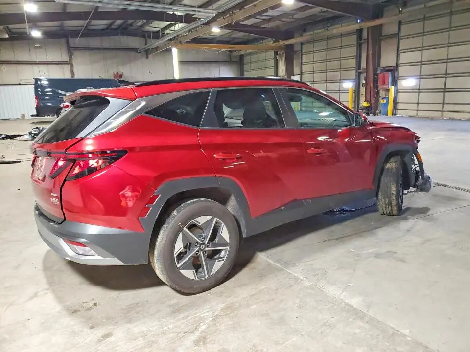 2025 HYUNDAI TUCSON SEL  