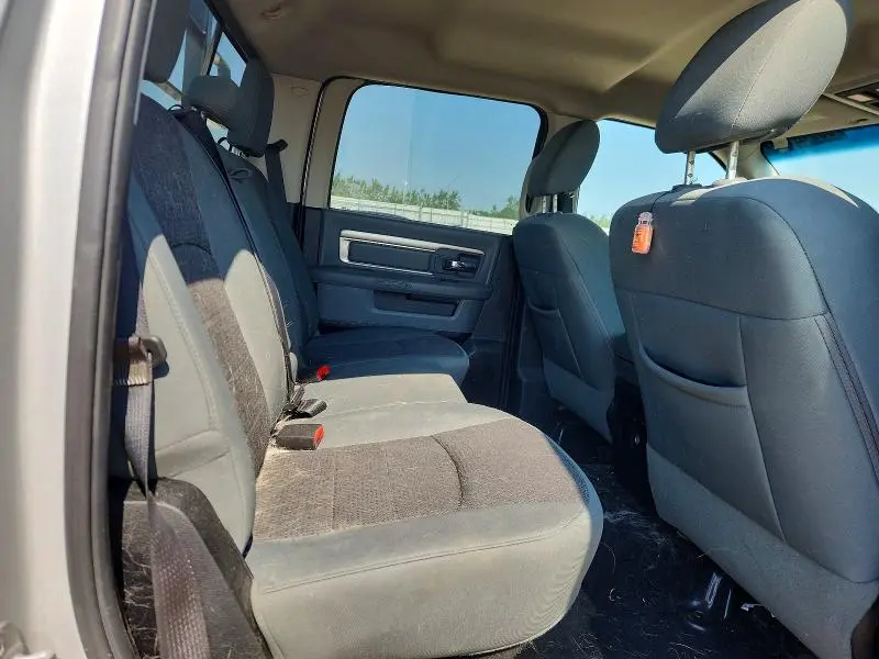 2014 RAM 1500 SLT  