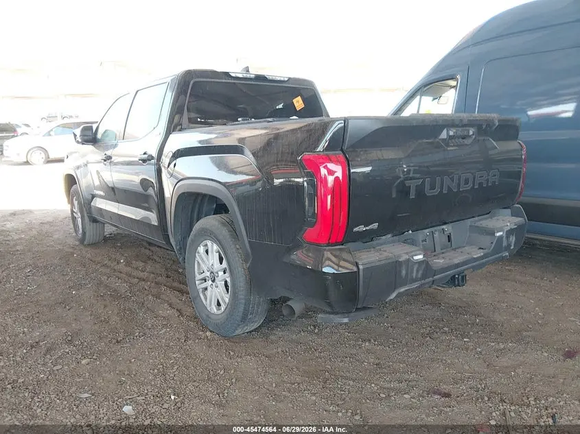 2025 TOYOTA TUNDRA SR5