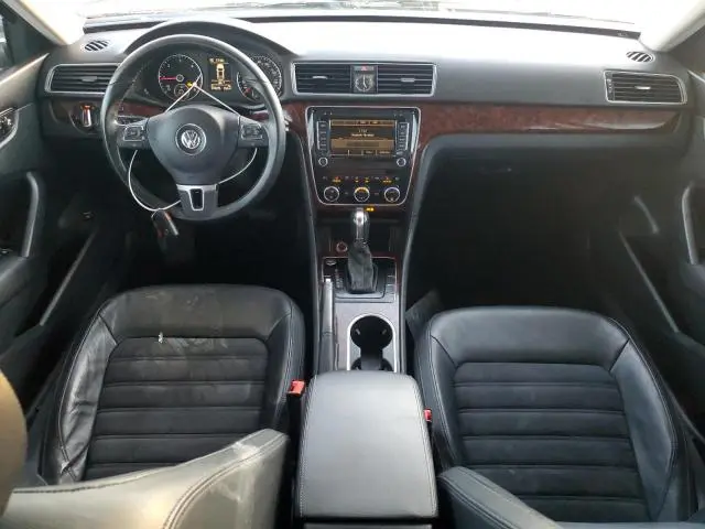 2013 VOLKSWAGEN PASSAT SEL  