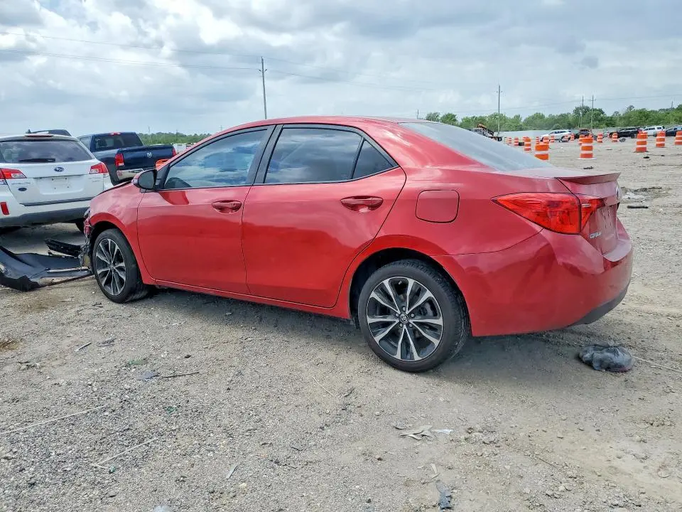 2018 TOYOTA COROLLA SE  