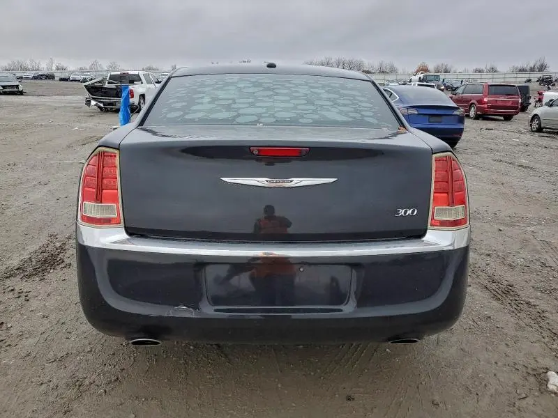2013 CHRYSLER 300   