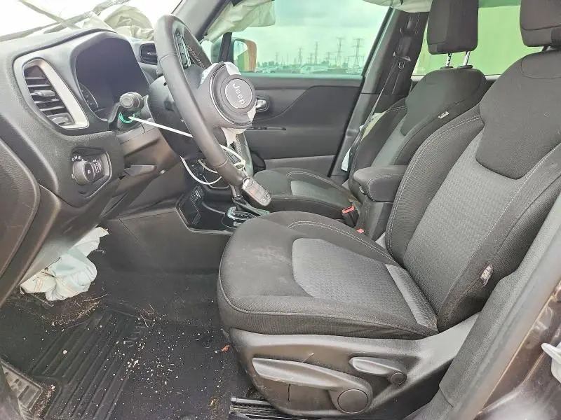 2021 JEEP RENEGADE LATITUDE  