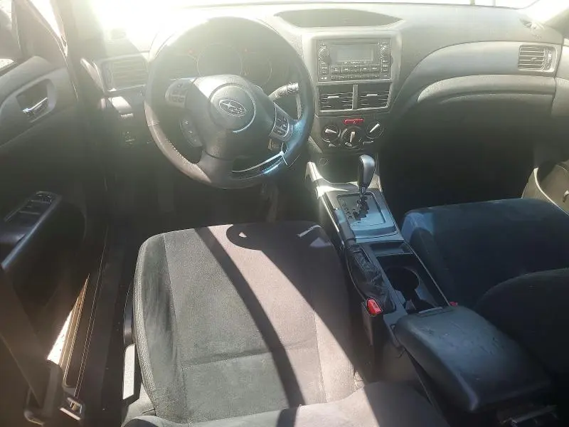 2011 SUBARU IMPREZA 2.5I PREMIUM  