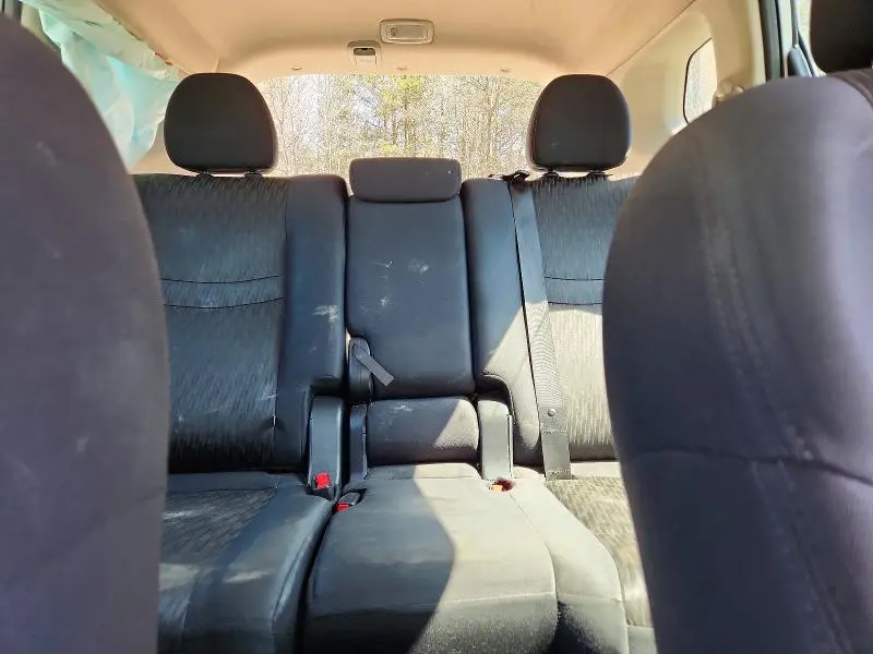2019 NISSAN ROGUE S  