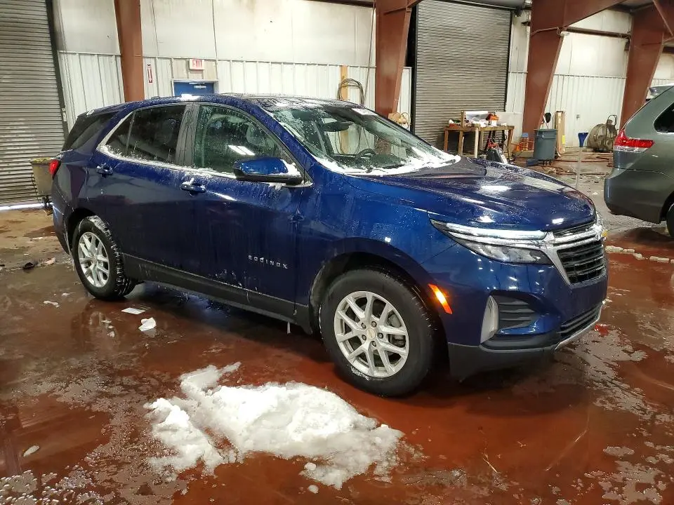 2022 CHEVROLET EQUINOX LT  