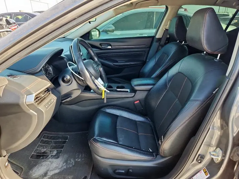 2021 NISSAN ALTIMA SR