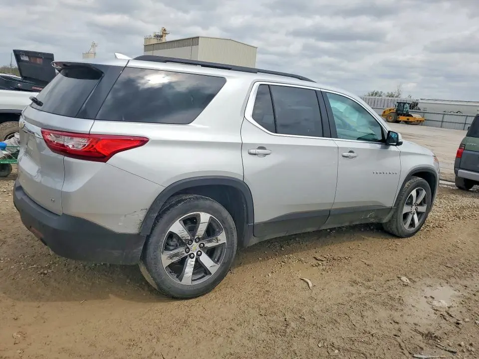 2021 CHEVROLET TRAVERSE LT  