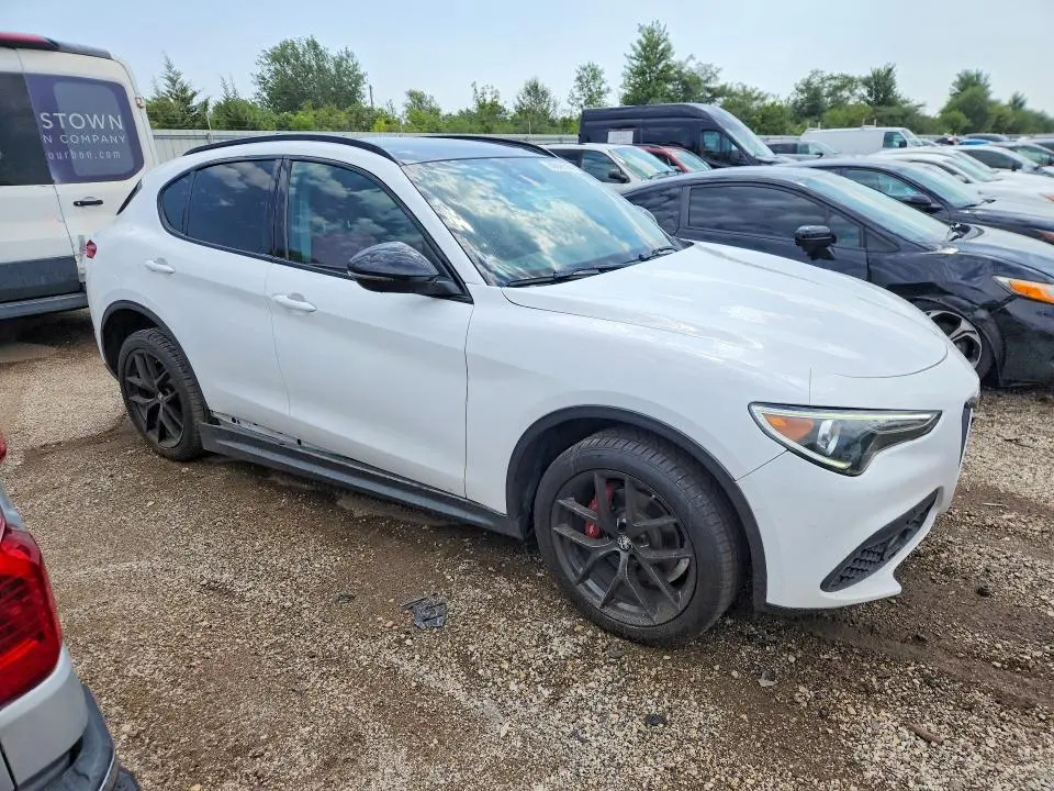 2020 ALFA ROMEO STELVIO   