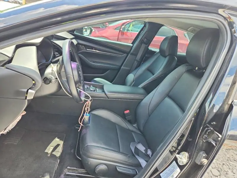 2021 MAZDA 3 SELECT  