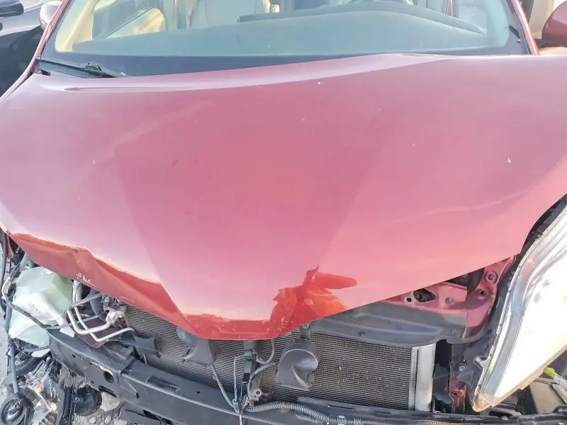 2019 TOYOTA SIENNA XLE 8-PASSENGER  