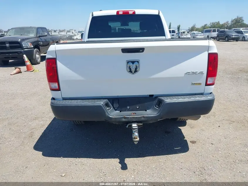 2018 RAM 1500 TRADESMAN  4X4 6'4 BOX