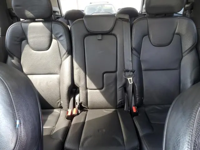 2016 VOLVO XC90 T6