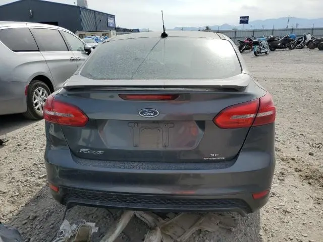 2016 FORD FOCUS SE  