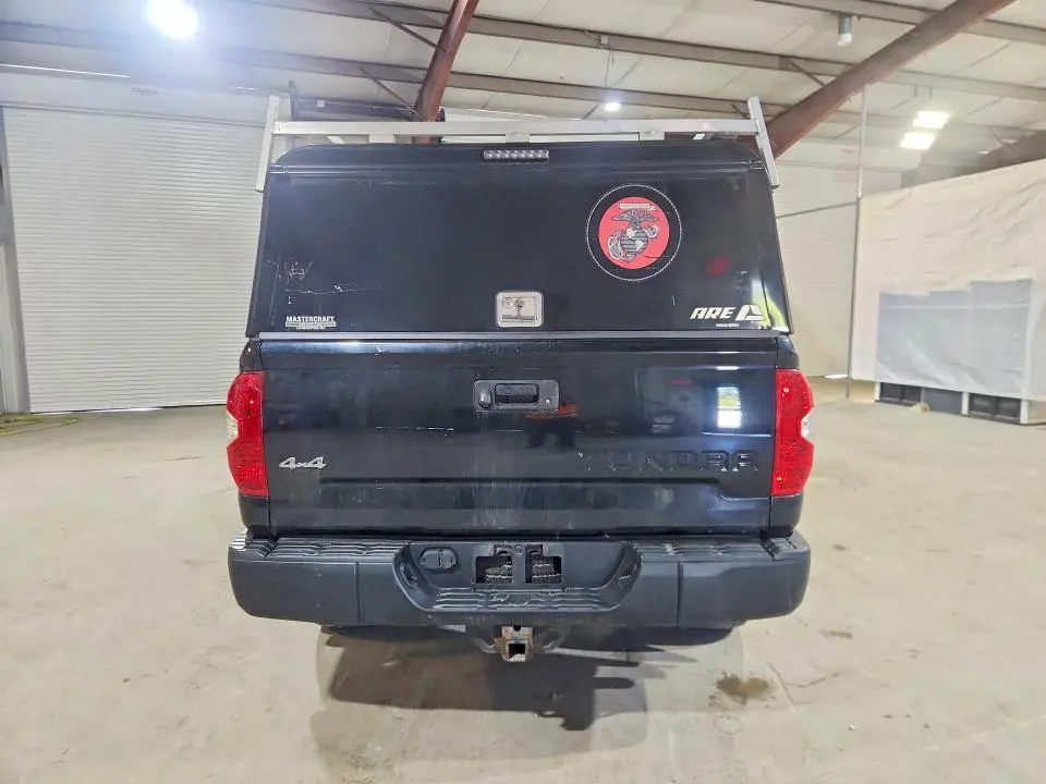 2019 TOYOTA TUNDRA SR  