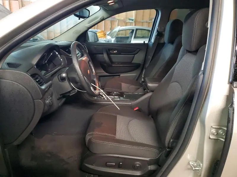 2016 CHEVROLET TRAVERSE LT  