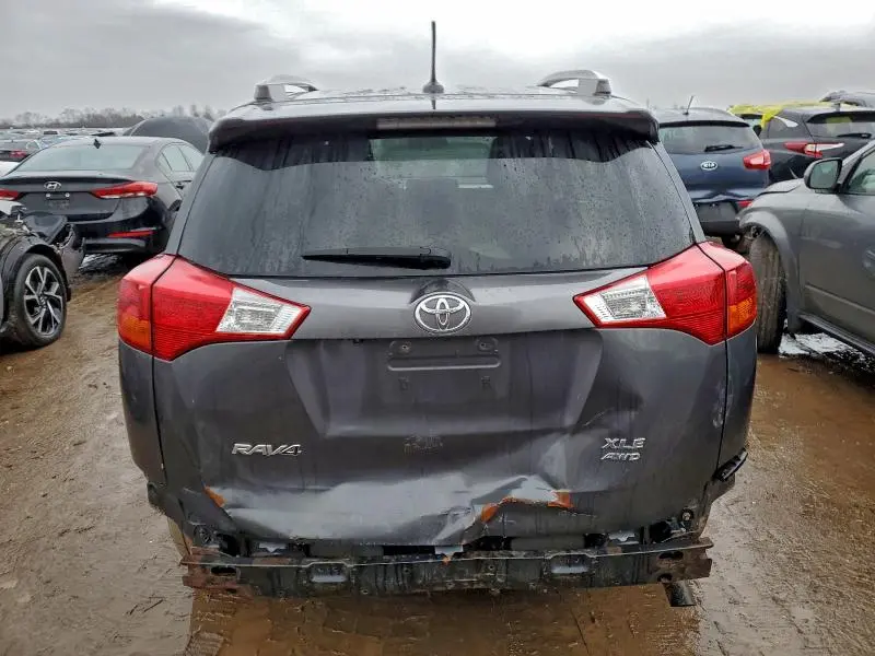2014 TOYOTA RAV4 XLE  