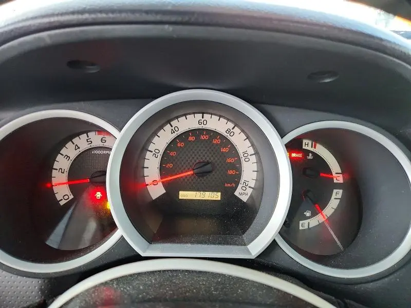 2011 TOYOTA TACOMA BASE  