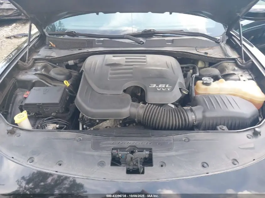 2016 DODGE CHARGER SXT