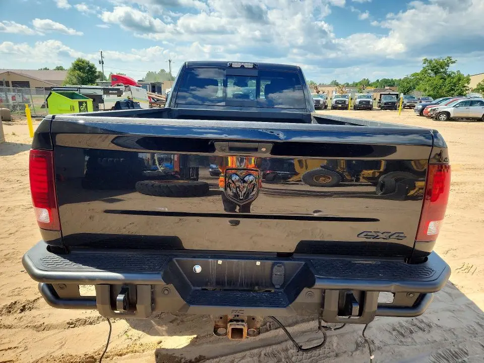 2018 RAM 3500 LARAMIE  
