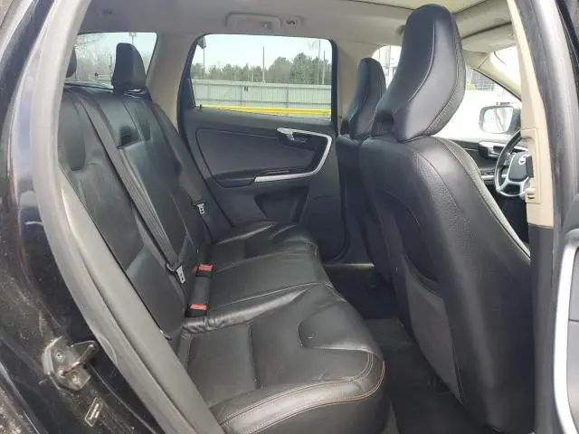 2011 VOLVO XC60 T6  