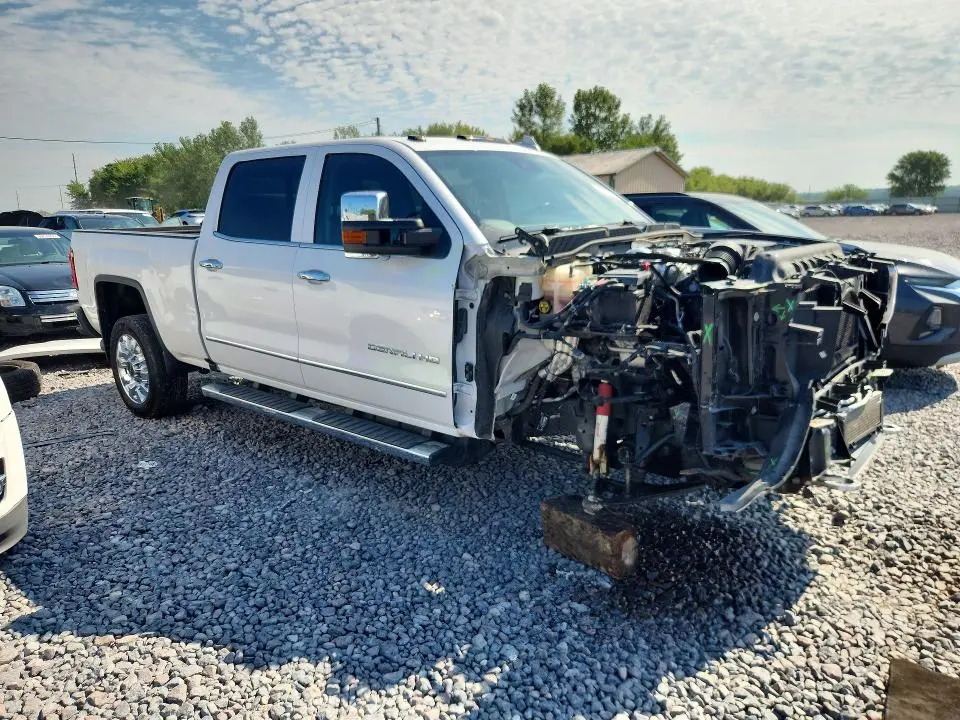 2018 GMC SIERRA K2500 DENALI  