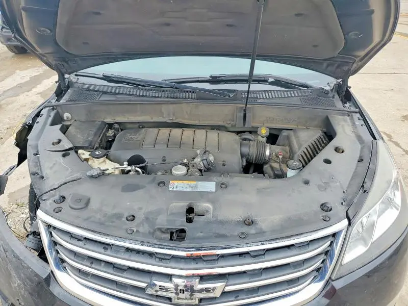 2013 CHEVROLET TRAVERSE LT  
