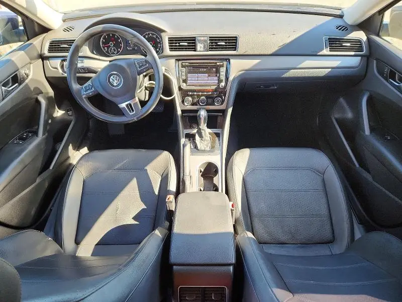2014 VOLKSWAGEN PASSAT SE  