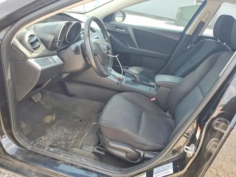 2011 MAZDA 3 I  