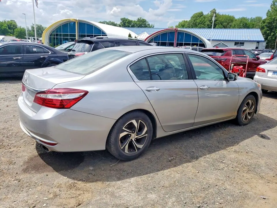 2017 HONDA ACCORD LX  