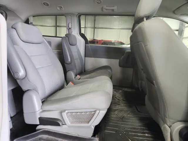 2010 CHRYSLER TOWN & COUNTRY TOURING  