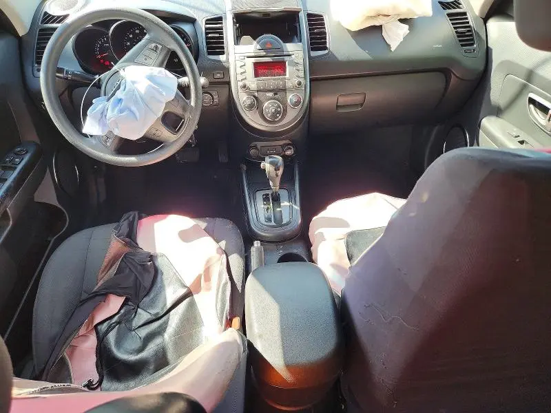 2010 KIA SOUL +  